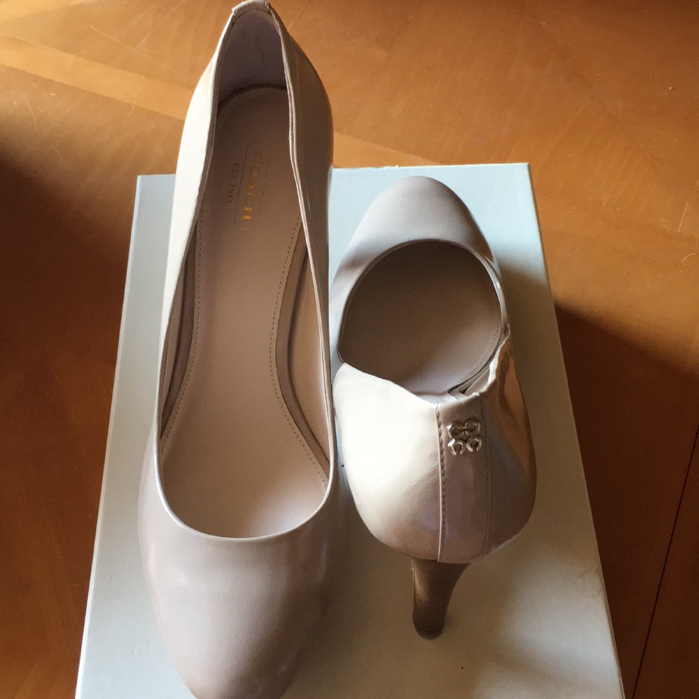 New! Coach nude 4 1/2” stacked heels